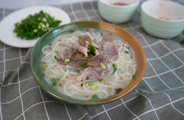 曲沃原味汤粉王培训